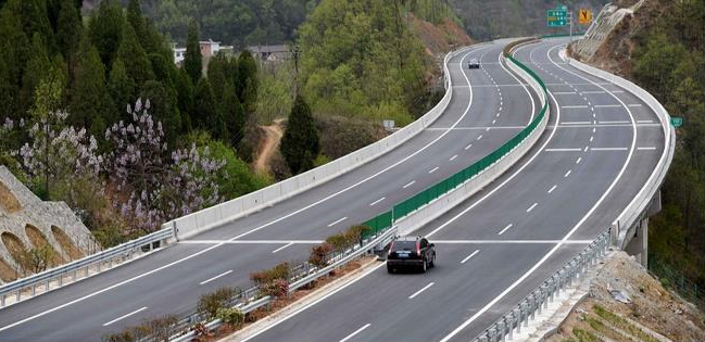 受強降雨影響，河南境內25條高速公路31個路段封閉